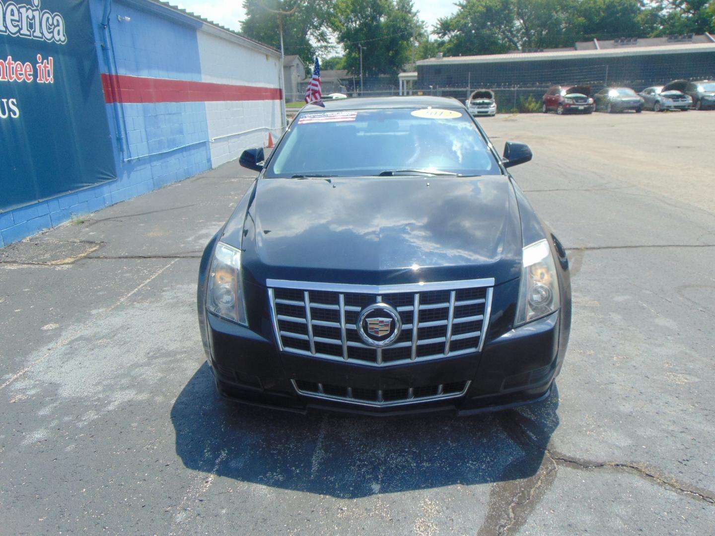 2012 Cadillac CTS (1G6DA5E55C0) , located at 2105 Dixie Hwy, Louisville, KY, 40210, (502) 772-3333, 38.220932, -85.795441 - Photo#2