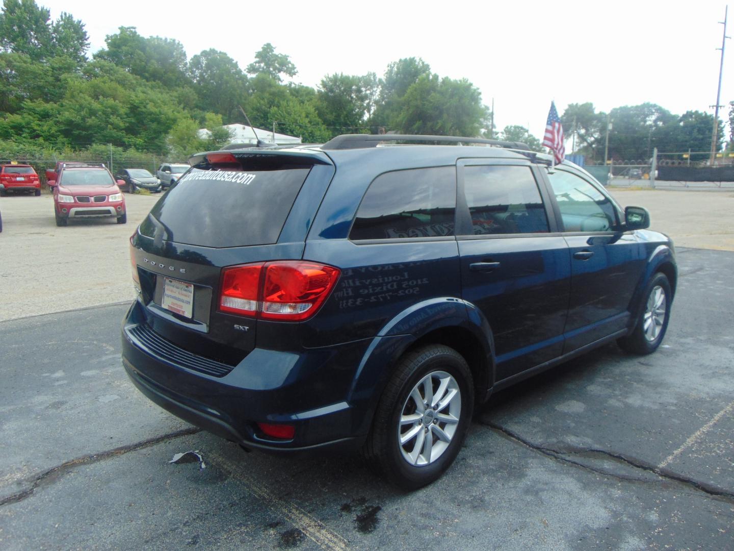 2013 Dodge Journey (3C4PDCBB6DT) , located at 2105 Dixie Hwy, Louisville, KY, 40210, (502) 772-3333, 38.220932, -85.795441 - Photo#4