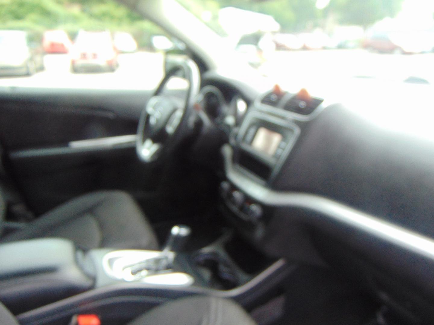 2013 Dodge Journey (3C4PDCBB6DT) , located at 2105 Dixie Hwy, Louisville, KY, 40210, (502) 772-3333, 38.220932, -85.795441 - Photo#8