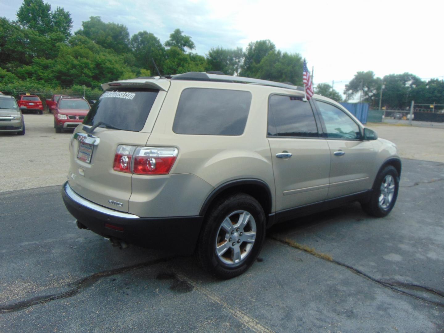 2012 GMC Acadia (1GKKVPED3CJ) , located at 2105 Dixie Hwy, Louisville, KY, 40210, (502) 772-3333, 38.220932, -85.795441 - Photo#4