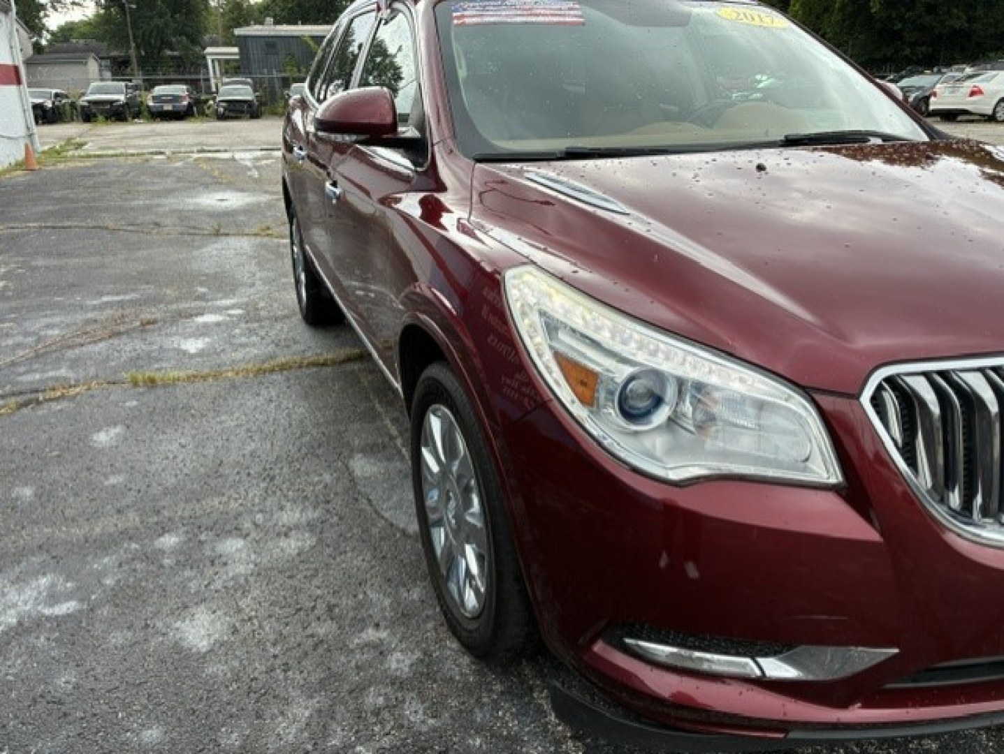 2017 Red Buick Enclave (5GAKRBKD1HJ) with an V6, 3.6 Liter engine, Auto, 6-Spd Overdrive transmission, located at 2105 Dixie Hwy, Louisville, KY, 40210, (502) 772-3333, 38.220932, -85.795441- Photo#3