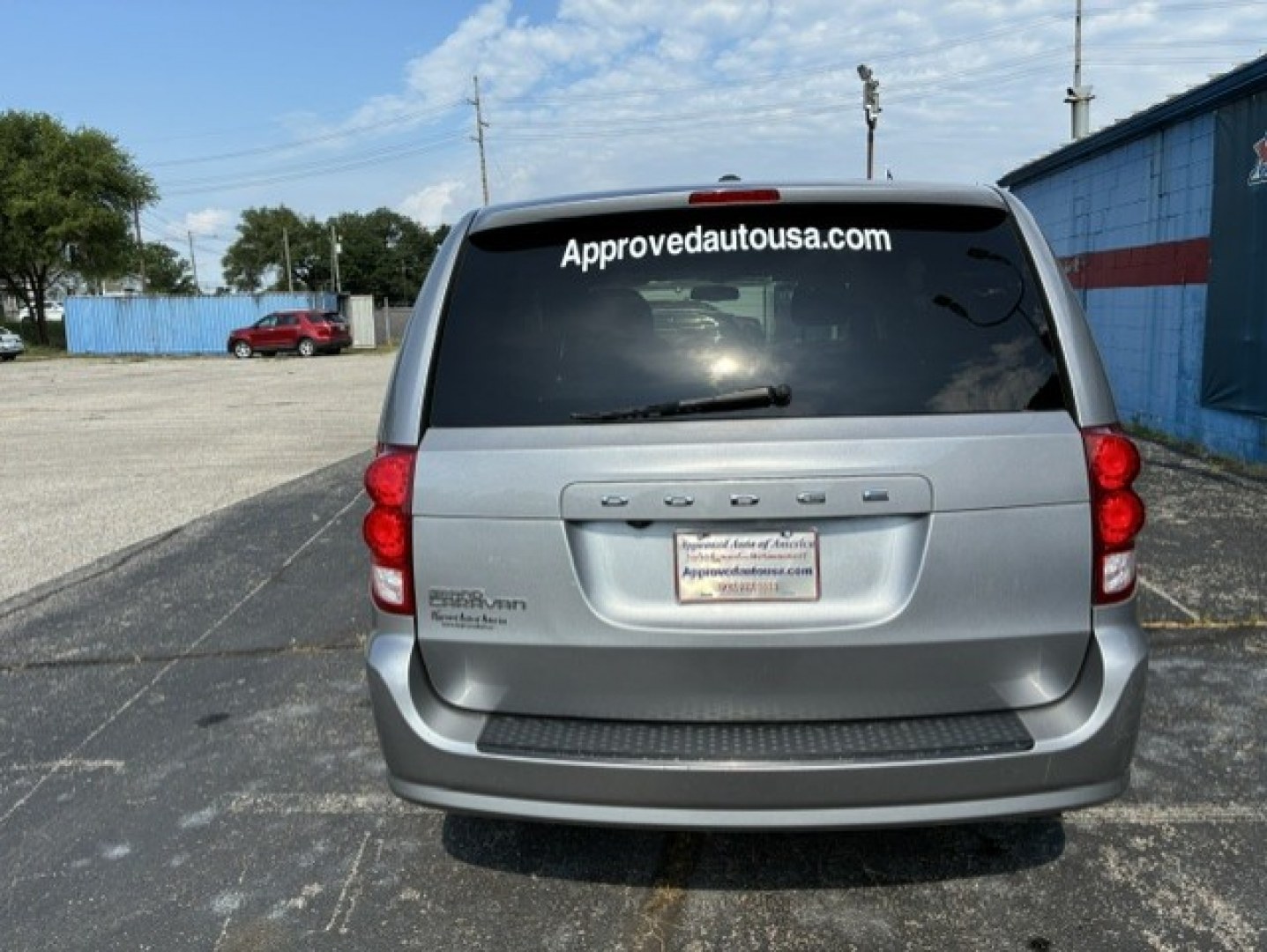2018 Silver Dodge Grand Caravan Passenger (2C4RDGBG7JR) with an V6, Flex Fuel, 3.6 Liter engine, Automatic, 6-Spd transmission, located at 2105 Dixie Hwy, Louisville, KY, 40210, (502) 772-3333, 38.220932, -85.795441- Photo#6