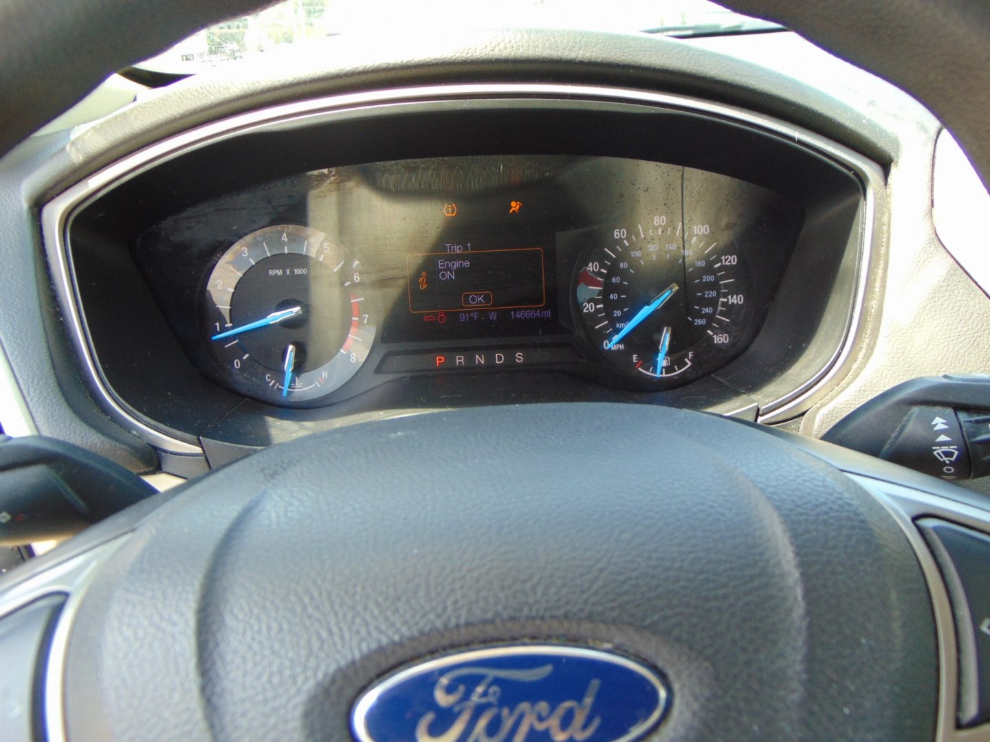 2013 Beige Ford Fusion (3FA6P0H79DR) with an 4-Cyl, 2.5 Liter engine, Automatic, 6-Spd transmission, located at 2105 Dixie Hwy, Louisville, KY, 40210, (502) 772-3333, 38.220932, -85.795441- Photo#5