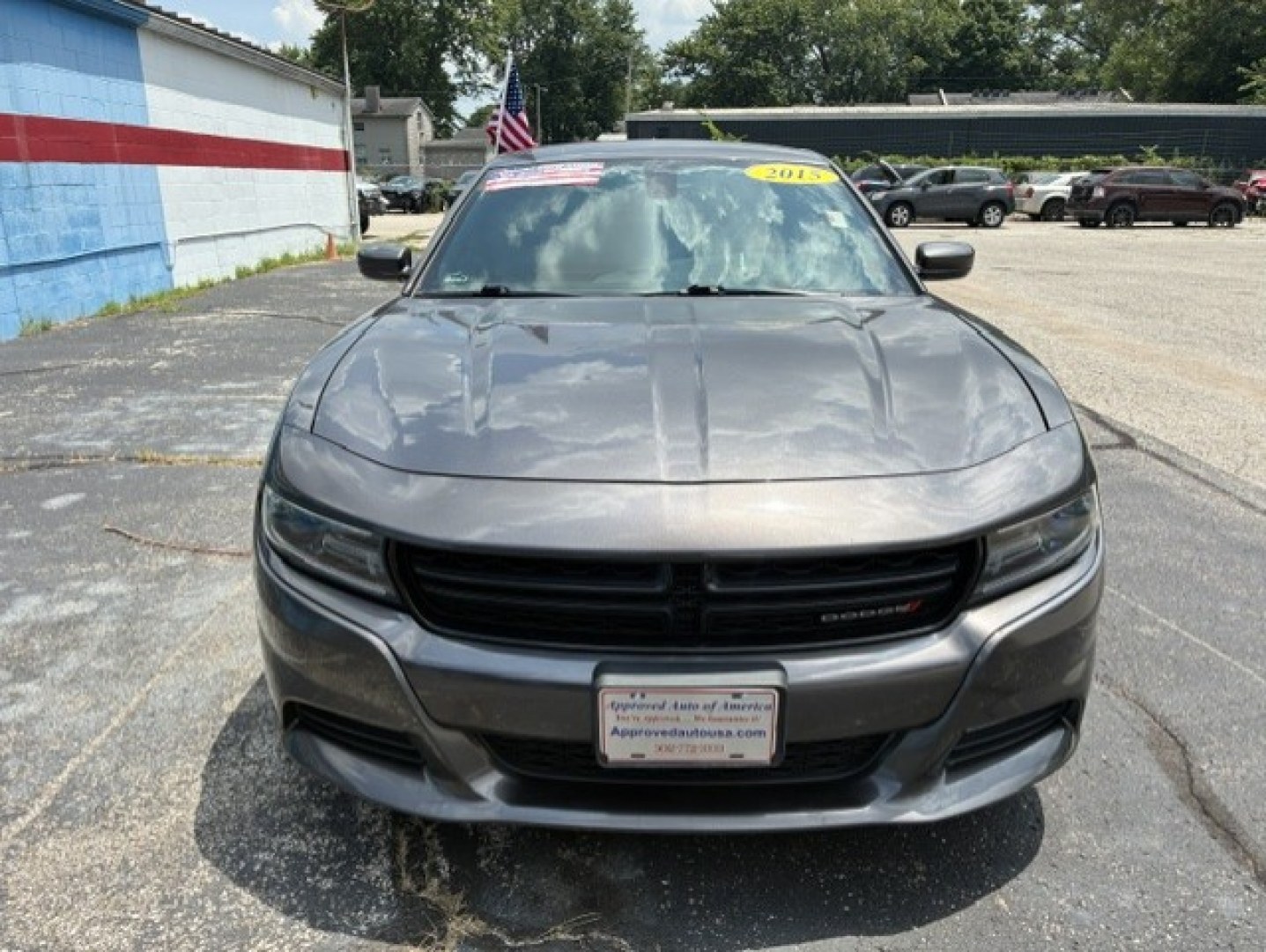 2015 Gray Dodge Charger (2C3CDXHG1FH) with an V6, 3.6 Liter engine, Auto, 8-Spd w/AutoStk transmission, located at 2105 Dixie Hwy, Louisville, KY, 40210, (502) 772-3333, 38.220932, -85.795441- Photo#1