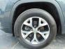2019 Gray Jeep Cherokee (1C4PJMCB3KD) with an V6, 3.2 Liter engine, Automatic, 9-Spd transmission, located at 2105 Dixie Hwy, Louisville, KY, 40210, (502) 772-3333, 38.220932, -85.795441- Photo#5