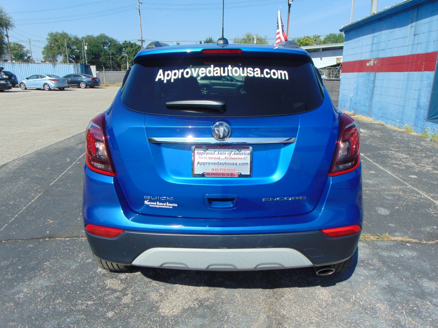 2017 Blue Buick Encore (KL4CJASB4HB) with an 4-Cyl, ECOTEC, 1.4T engine, Auto, 6-Spd OD ShftCtrl transmission, located at 2105 Dixie Hwy, Louisville, KY, 40210, (502) 772-3333, 38.220932, -85.795441- Photo#6